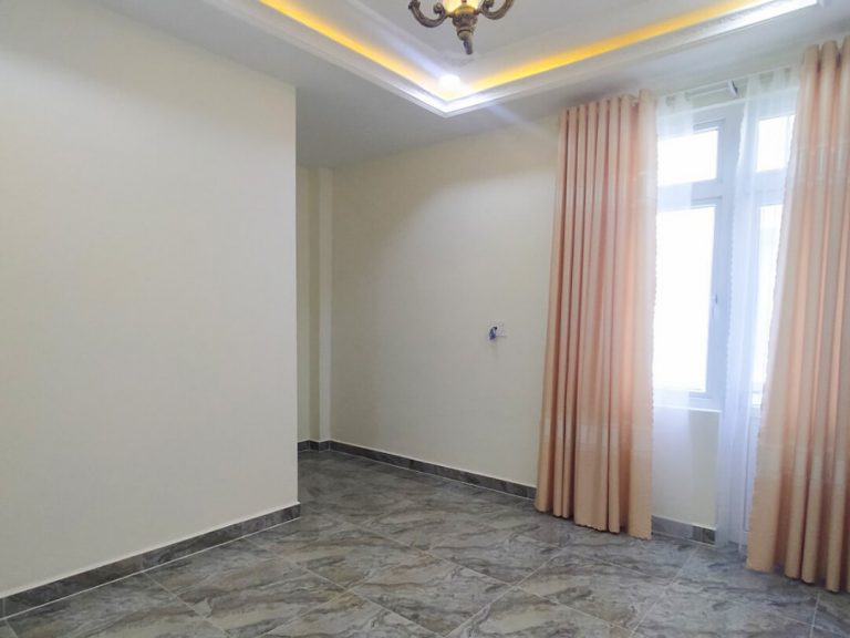 Bán nhà, Đường Hùng Vương, Phường 11, Tp Đà Lạt, Đường Ô tô, 200 m2