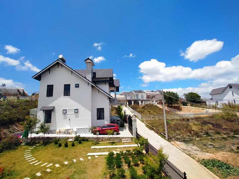 Bán nhà, Đường Nam Hồ, Phường 11, Tp Đà Lạt, Đường Ô tô, 100 m2