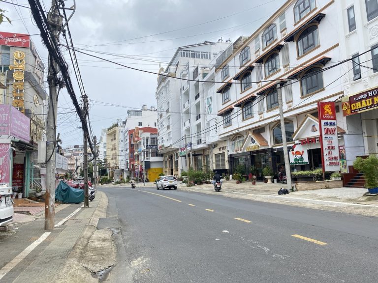 Bán Khách sạn, Đường Bùi Thị Xuân, Phường 2, Tp Đà Lạt, Đường nhựa 8 m, 145 m2