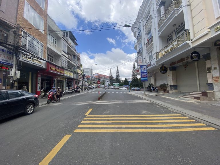 Bán Khách sạn, Đường Phạm Ngũ Lão, Phường 3, Tp Đà Lạt, Đường nhựa ô tô 8 m, 93 m2