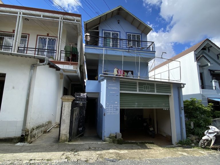 Bán nhà, Đường Nguyễn Hữu Cảnh, Phường 8, Tp Đà Lạt, Đường nhựa ô tô vào tận nhà, 182 m2