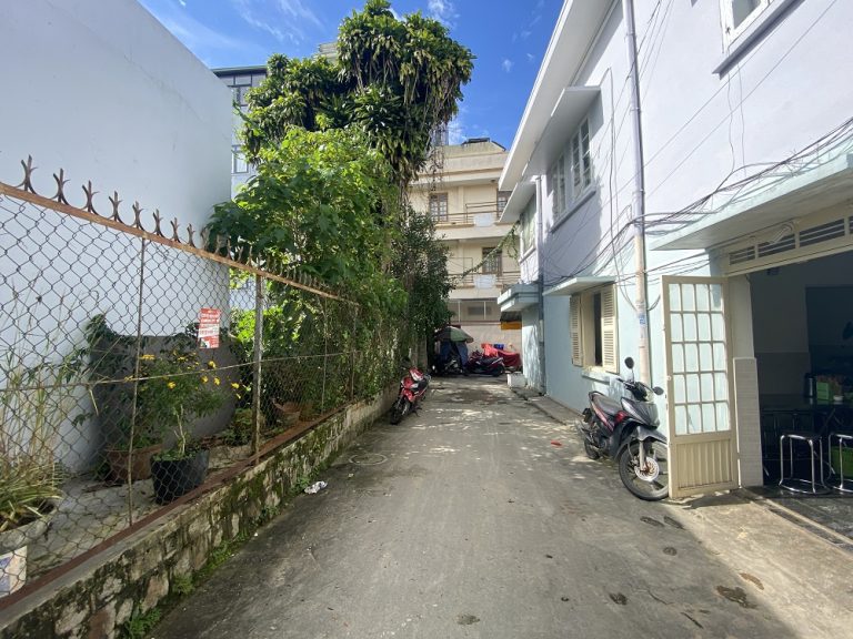 Bán nhà, Đường Bùi Thị Xuân, Phường 2, Tp Đà Lạt, Đường hẻm ô tô 5 m, 178 m2