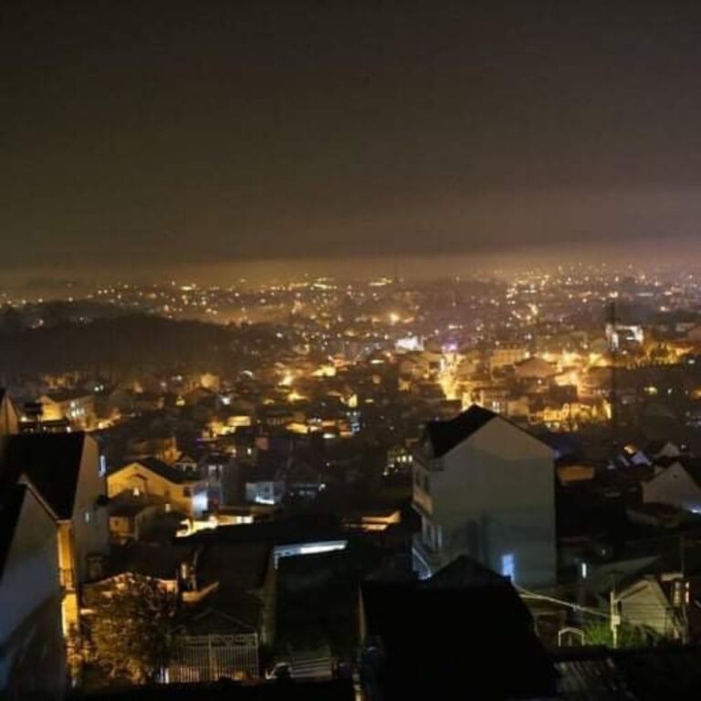 Bán Khách sạn, Đường Ngô Thì Sỹ, Phường 4, TP Đà Lạt, Đường nhựa 6m, 860m2