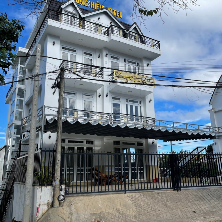 Bán Khách sạn, Đường Tô Hiến Thành, Phường 3, Tp Đà Lạt, Mặt tiền Đường nhựa 8 m, 250 m2