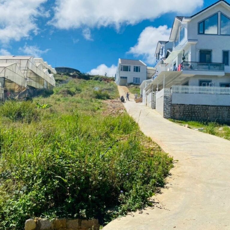 Bán đất, Đường Nam Hồ, Phường 11, TP Đà Lạt, Mặt tiền đường bê tông, 204 m2