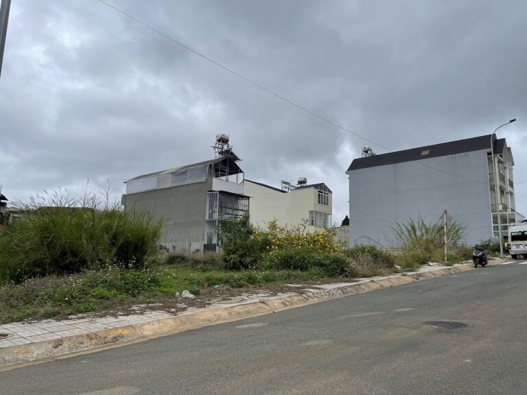 Bán đất, Khu liên hợp thể thao, Phường 7, Tp Đà Lạt, Đường nhựa 8m, 220 m2