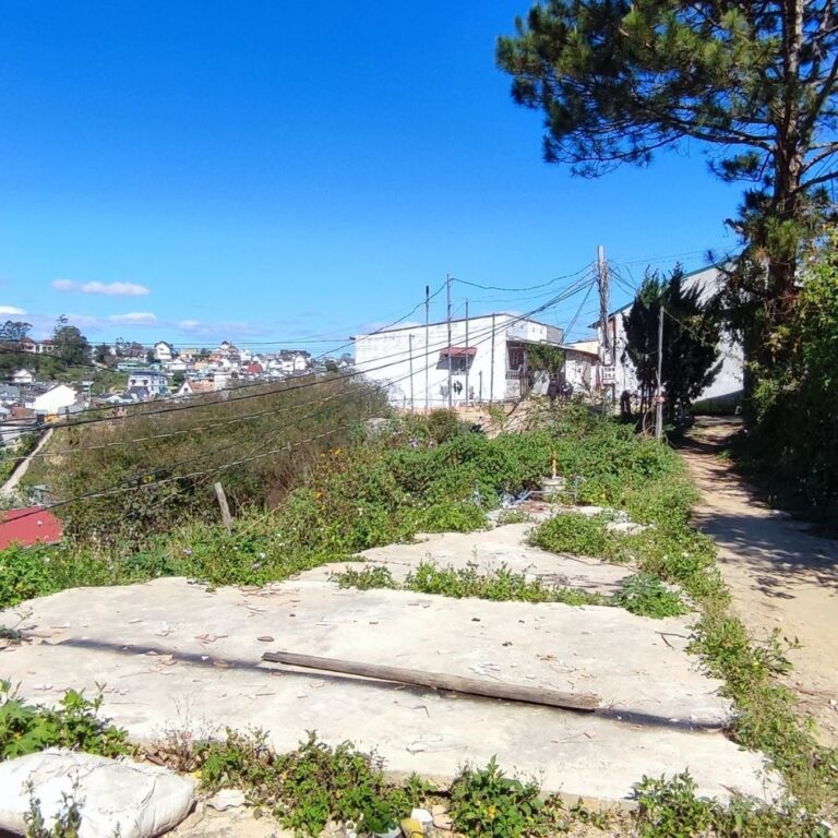 Bán đất, Đường Ngô Thì Sĩ, Phường 4, TP Đà Lạt, Đường bê tông 2,5m, 150m2