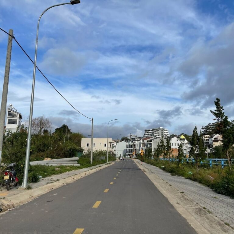 Bán đất, đường Phạm Hồng Thái, Phường 10, TP Đà Lạt, Đường nhựa ô tô 8m, 90m2