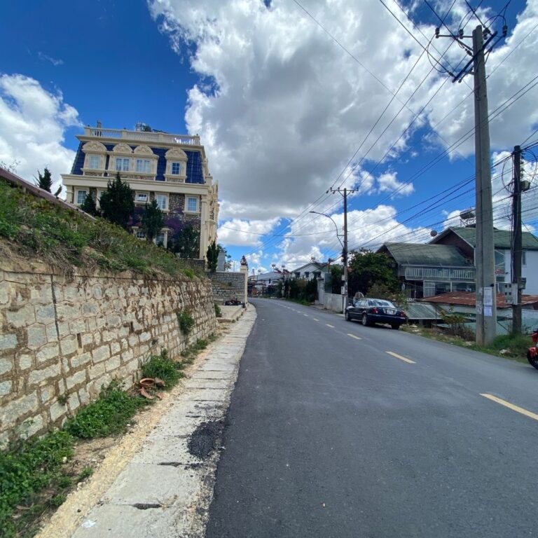 Bán đất tặng nhà, Đường Huyền Trân Công Chúa, Phường 4, TP Đà Lạt, Đường ô tô 16m, 174m2