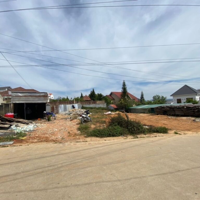 Bán đất, đường Nam Hồ, Phường 11, TP Đà Lạt, Đường bê tông ô tô 8.5m, 580m2