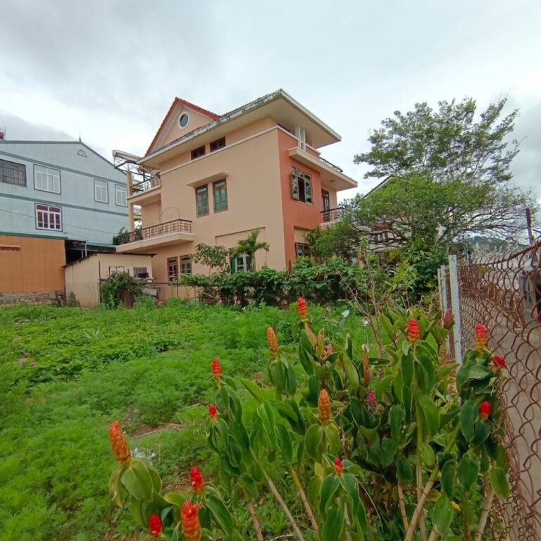 Bán 2 lô đất, đường Mê Linh, Phường Lâm Viên (P9 cũ), thành phố Đà Lạt, 80.56m2 và 82.58m2, Đường nhựa 2,5m quy hoạch 6m