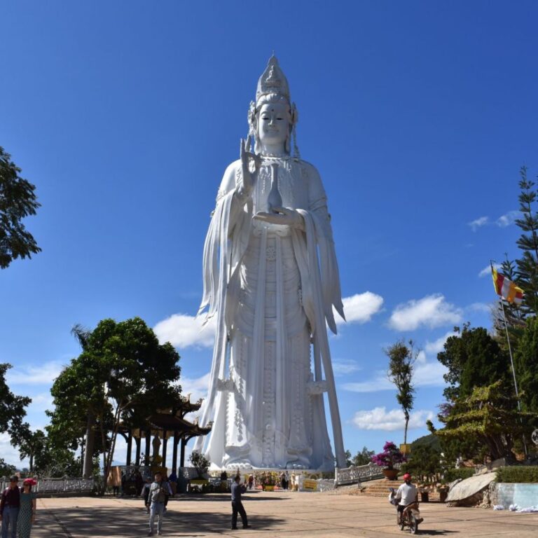 Bán 06 lô đất, thôn Hang Hớt, xã Mê Linh, huyện Lâm Hà, tỉnh Lâm Đồng, 800m2 đến 1000m2, Đường bê tông 4m, lộ giới đường 20m.