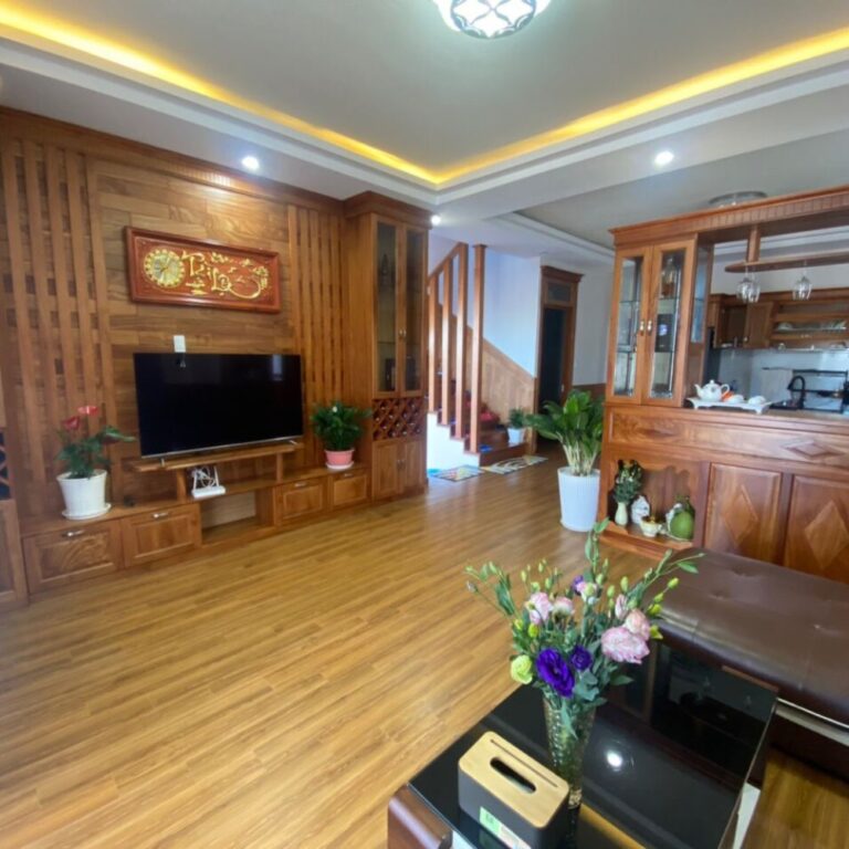 Bán biệt thự, đường Thái Phiên, Phường 12, thành phố Đà Lạt, 218.13m2, Đường ô tô vào tận nơi