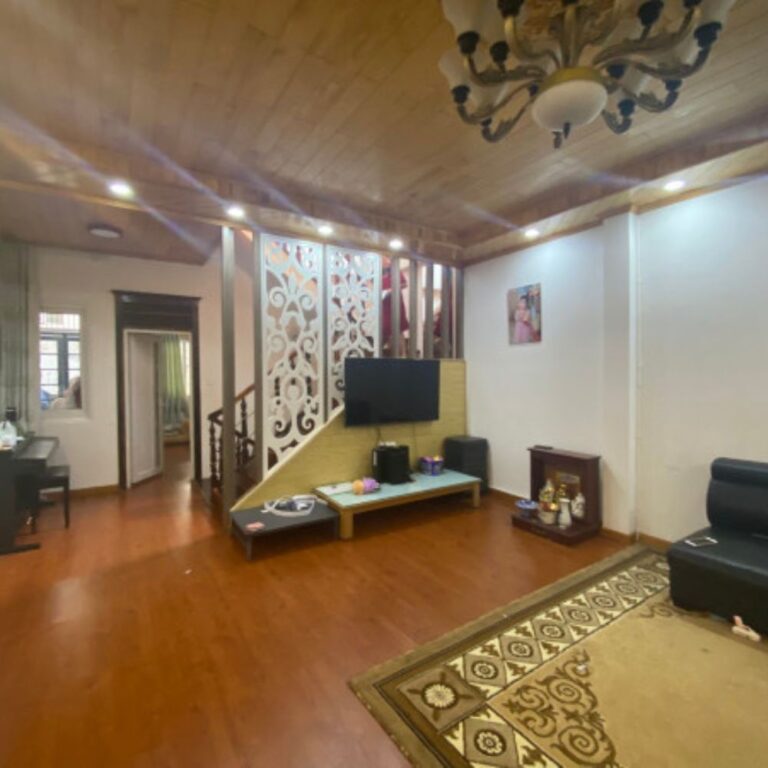 Bán nhà, đường Hồ Tùng Mậu, Phường 3, thành phố Đà Lạt, 87.3m2, Đường hẻm xe máy 2m