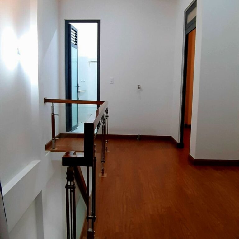 Bán nhà, đường La Sơn Phu Tử, Phường 6, TP Đà Lạt, 50.5m2, Đường xe máy 2m