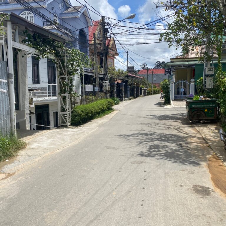 Bán nhà, đường Phạm Hồng Thái, Phường 10, TP Đà Lạt, 98m2, Đường nhựa ô tô 5,8m