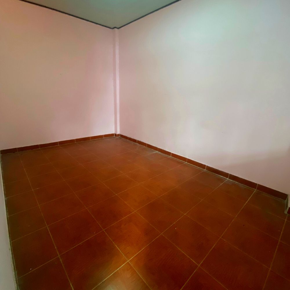 Cho thuê nhà, đường Mạc Đỉnh Chi, phường 4, thành phố Đà Lạt, 200m2/sàn, Thích hợp cho thuê văn phòng, Đường ô tô đến tận nơi