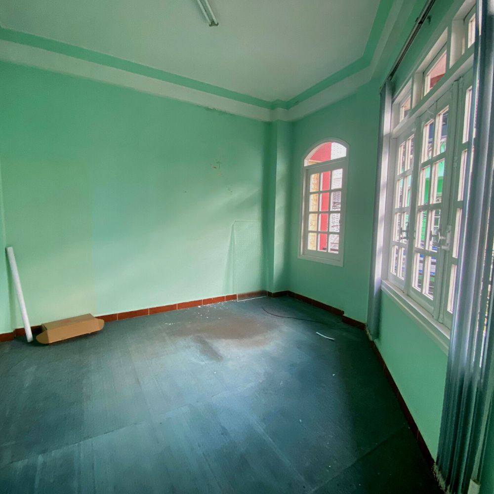 Cho thuê nhà, đường Mạc Đỉnh Chi, phường 4, thành phố Đà Lạt, 200m2/sàn, Thích hợp cho thuê văn phòng, Đường ô tô đến tận nơi