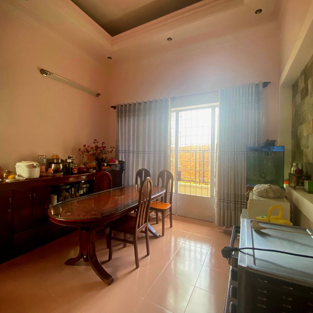 Cho thuê nhà, đường Triệu Việt Vương, Phường 4, thành phố Đà Lạt, 400m2, Thích hợp kinh doanh homestay, Đường ô tô đến tận nơi