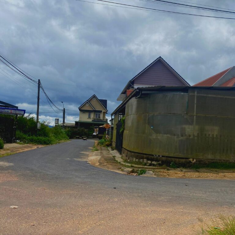 Bán đất, KQH Huỳnh Tấn Phát, phường 11, thành phố Đà Lạt, 100m2, Thích hợp đầu tư định cư lâu dài, Đường nhựa quy hoạch 7m