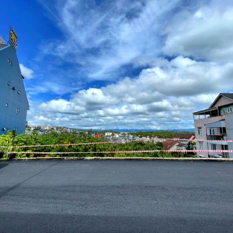 Bán đất, đường Ngô Thì Sỹ, phường 4, thành phố Đà Lạt, 492.85m2, Thích hợp đầu tư kinh doanh, Mặt tiền đường Ngô Thì Sỹ