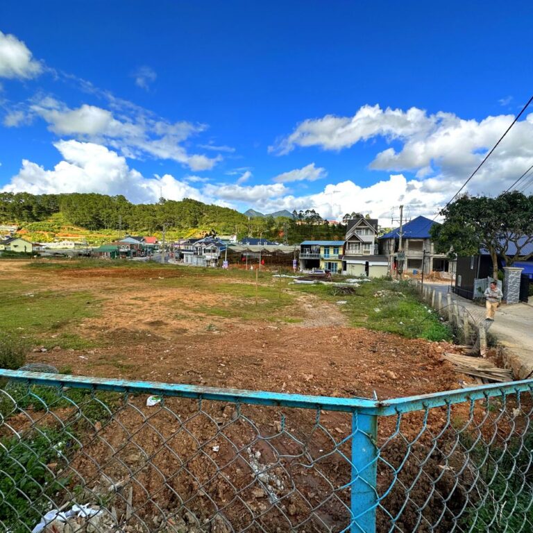 Bán 2 lô đất, đường Đankia, phường 7, thành phố Đà Lạt, 200m2/lô, Thích hợp đầu tư kinh doanh, Đường ô tô vào tận nơi