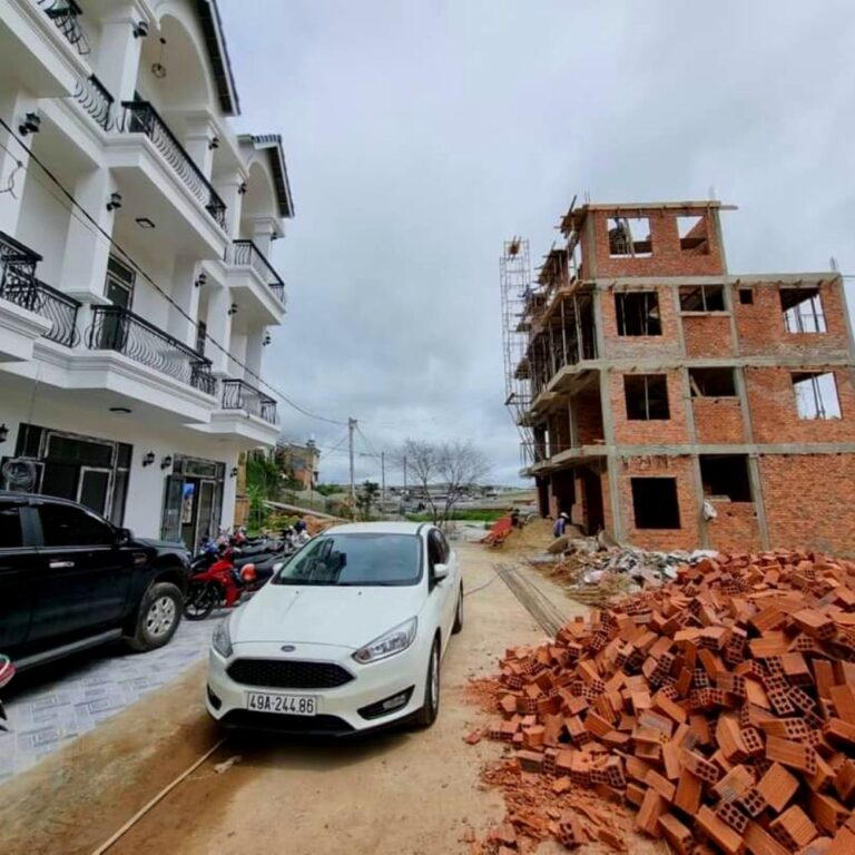 Bán 3 căn nhà, đường Nam Hồ, phường 11, thành phố Đà Lạt, 72m2/căn, Thích hợp định cư lâu dài, Đường ô tô 4m vào tận nơi