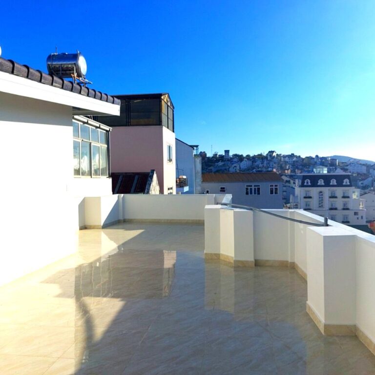 Bán khách sạn, đường Đồng Tâm, phường 4, thành phố Đà Lạt, 71.11m2, Thích hợp định cư lâu dài, Đường hẻm xe máy 2m