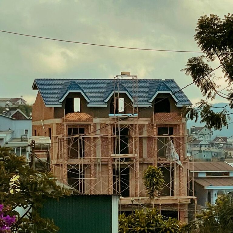 Bán 2 căn nhà, đường Cao Thắng, phường 7, thành phố Đà Lạt, 100m2, Thích hợp định cư lâu dài, Đường ô tô vào tận nơi