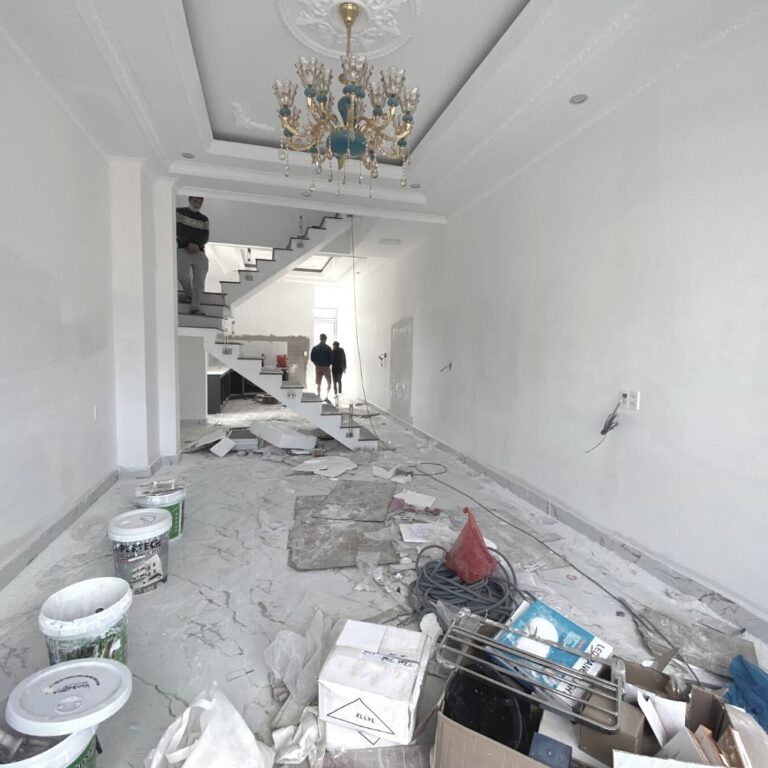 Bán 2 căn nhà đường Nguyễn Đình Quân, phường 5, thành phố Đà Lạt, 100m2, Thích hợp định cư lâu dài, Đường ô tô vào tận nơi