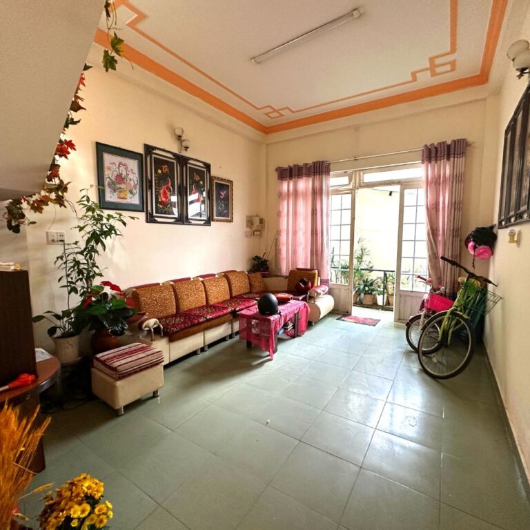 Bán nhà, đường Nguyễn Thị Nghĩa, phường 2, thành phố Đà Lạt, 92m2, Thích hợp đầu tư định cư, Đường hẻm xe máy