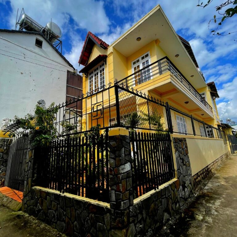 Bán nhà, đường hẻm Vạn Thành, phường 5, thành phố Đà Lạt, 197m2, Thích hợp định cư lâu dài, Đường hẻm xe máy 1,8m