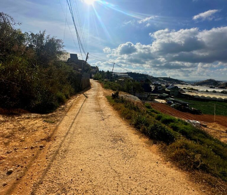 Bán đất, đường Phước Thành, phường Langbiang (P7 cũ), thành phố Đà Lạt, 500m2, giáp với cổng chào Lạc Dương, Đường ô tô đến tận nơi