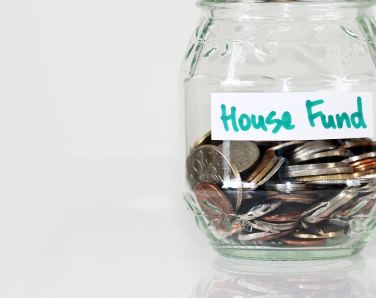 Có nên mua nhà hay thuê nhà