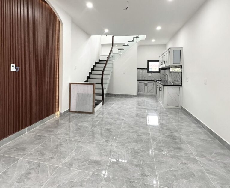 Bán nhà, đường Nguyễn Siêu, phường 7, thành phố Đà Lạt, 40m2, Bất động sản đầu tư Đà Lạt, Đường ô tô cách nhà 35m