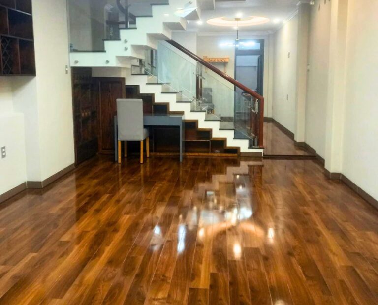 Bán nhà, đường Phù Đổng Thiên Vương, phường 8, thành phố Đà Lạt, 76m2, Nhà liên kế Đà Lạt, Đường ô tô đến tận nơi