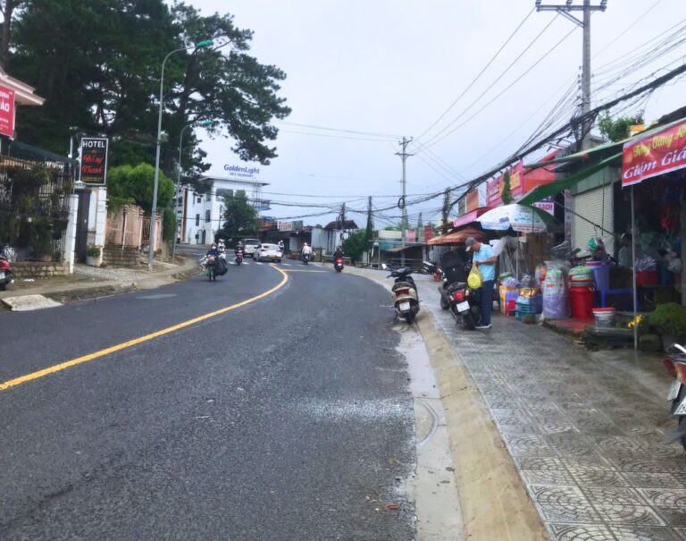 Bán nhà, đường Triệu Việt Vương, phường 4, thành phố Đà Lạt, 194m2, Nhà mặt tiền Đà Lạt, Đường ô tô 20m đến tận nơi