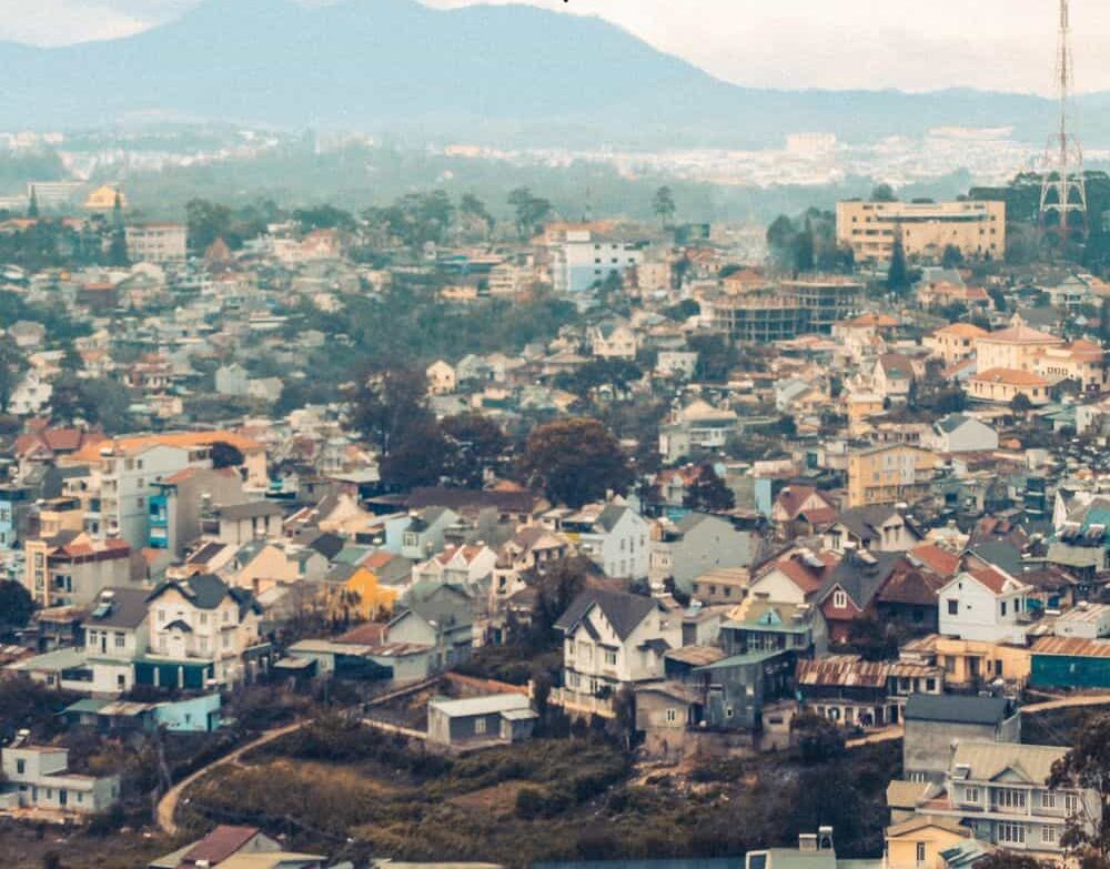 BẤT ĐỘNG SẢN LÂM ĐỒNG HƯỚNG ĐẾN THỊ TRƯỜNG PHÁT TRIỂN BỀN VỮNG, ỔN ĐỊNH