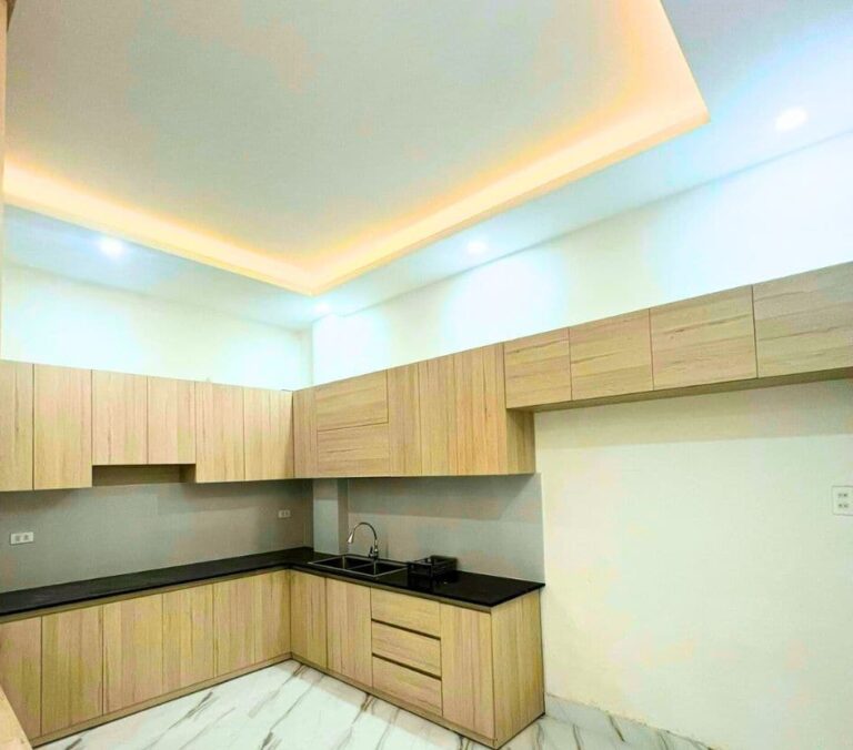 Bán nhà, đường Nguyễn An Ninh, Phường 6, Thành phố Đà Lạt, 119m2, Cách trường THCS Lam Sơn 150m, Đường ô tô đến tận nơi