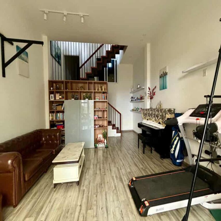 Bán nhà, đường Cổ Loa, Phường 2, Thành phố Đà Lạt, 103m2, Đường mặt tiền, khu dân cư đông đúc, an ninh, giao thông thuận tiện.