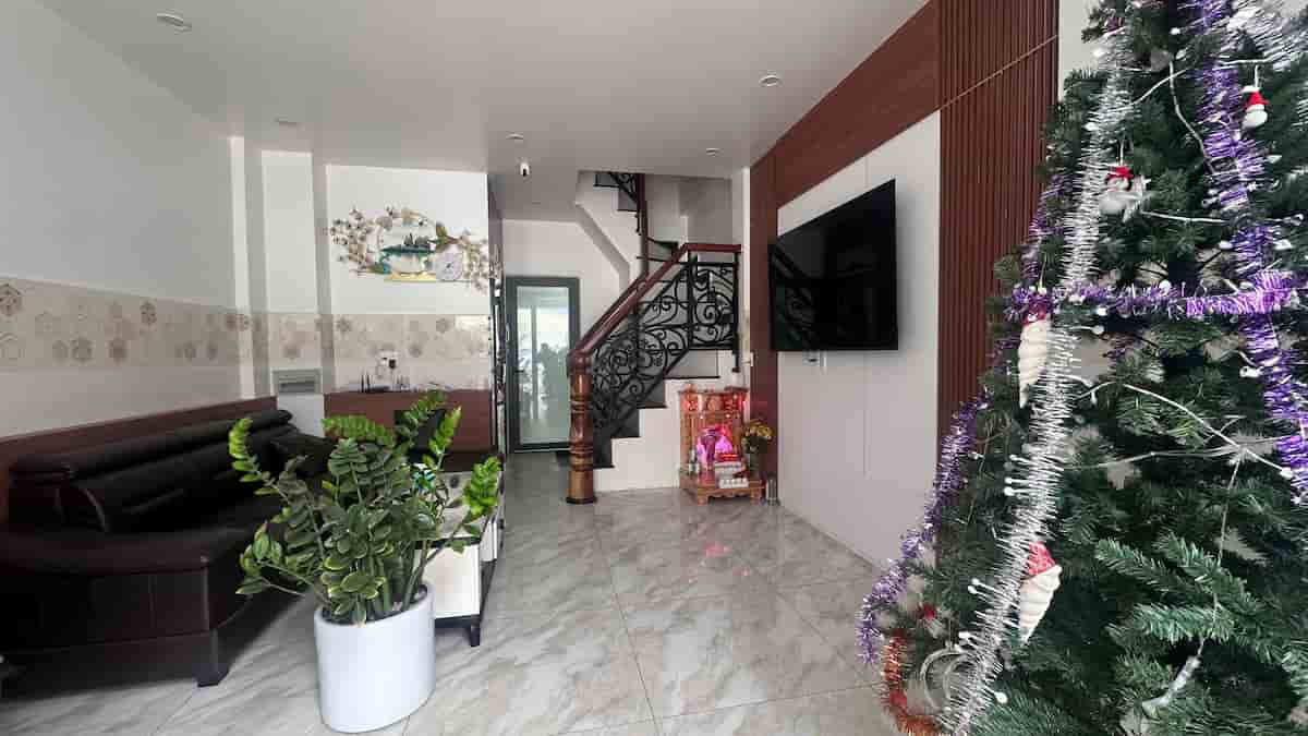 Thuê khách sạn Phạm Hồng Thái Đà Lạt 90m2