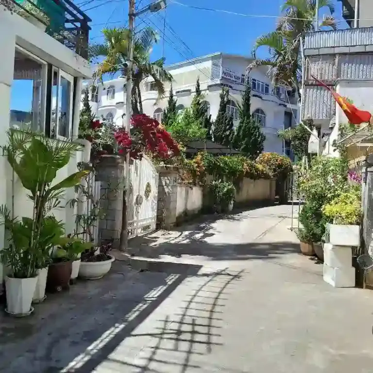Bán nhà tại Hải Thượng – Phường 5 – Thành phố Đà Lạt ( 150m2, Sổ hồng riêng, đường ô tô)