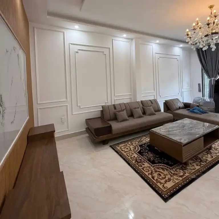 Bán nhà mặt tiền khu Thái Lâm – Phường Xuân Hương – Đà Lạt (97m2, sổ riêng xây dựng, đường ô tô, Full nội thất)