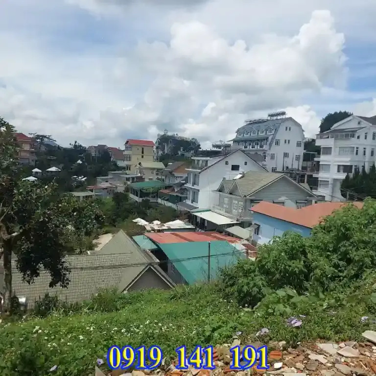 Bán đất 2 mặt tiền Khe Sanh – Đèo Mimosa – Phường Xuân Hương – Đà Lạt (215m2, sổ hồng riêng, đường ô tô)