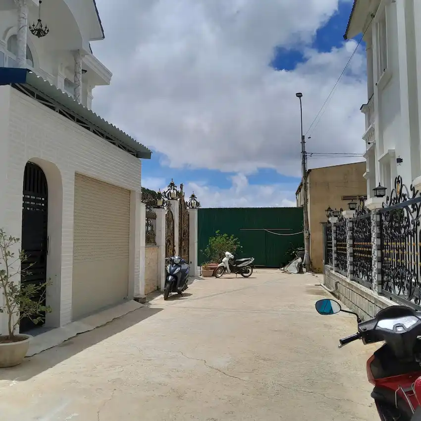 Bán lô đất đường Lương Đình Của – Phường Xuân Hương – Đà Lạt (174m2, sổ hồng riêng, đường ô tô)