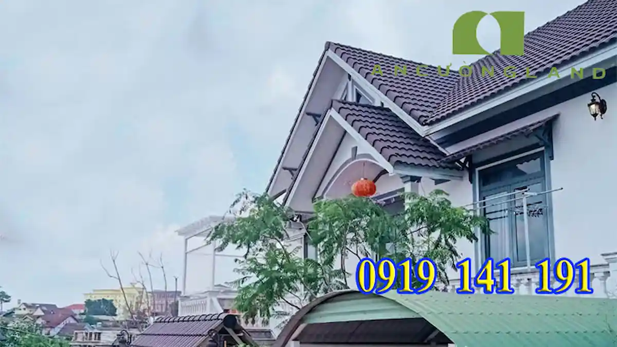 Bán biệt thự hẻm Hùng Vương Đà Lạt 208m2